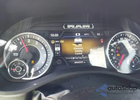 2024 Ram 1500 Laramie 4X2 5'7 Box из США, поврежденный, VIN 1C6RREJTXRN219798